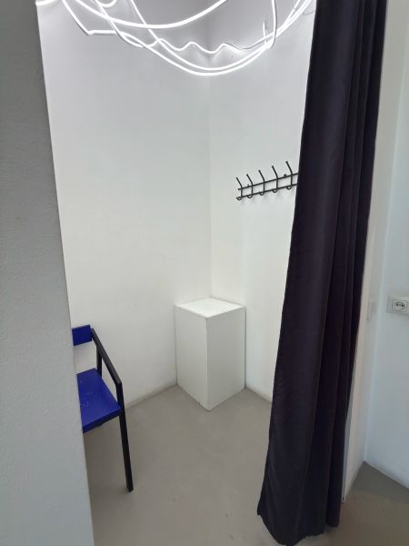 1779910305202-9x0j6m9y60s.webp